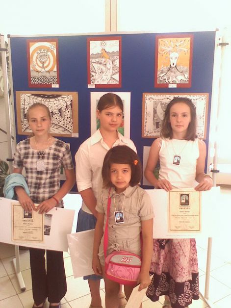 dijazott_gyerekek.jpg dijazott_gyerekek.jpg